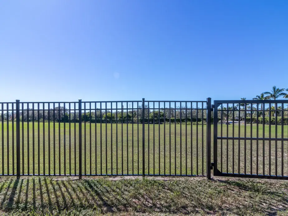Commercial aluminum fence company in the Southborough MA area.