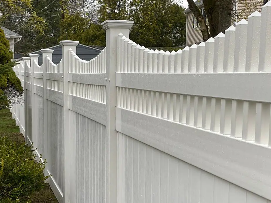Residential Vinyl Fence Company In Southborough MA
